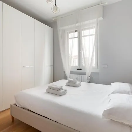 Guesthost - Cimiano M2 Balcony * Μιλάνο